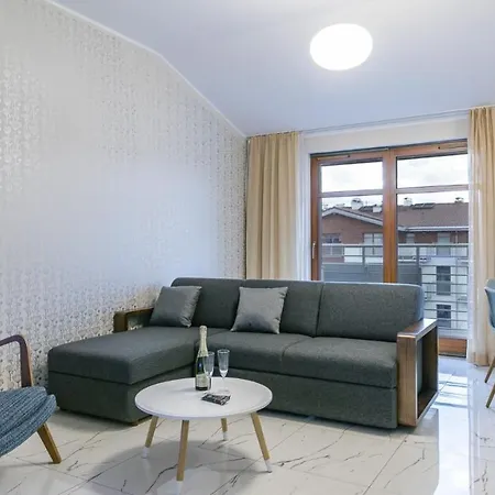 Neptun Apartments Three